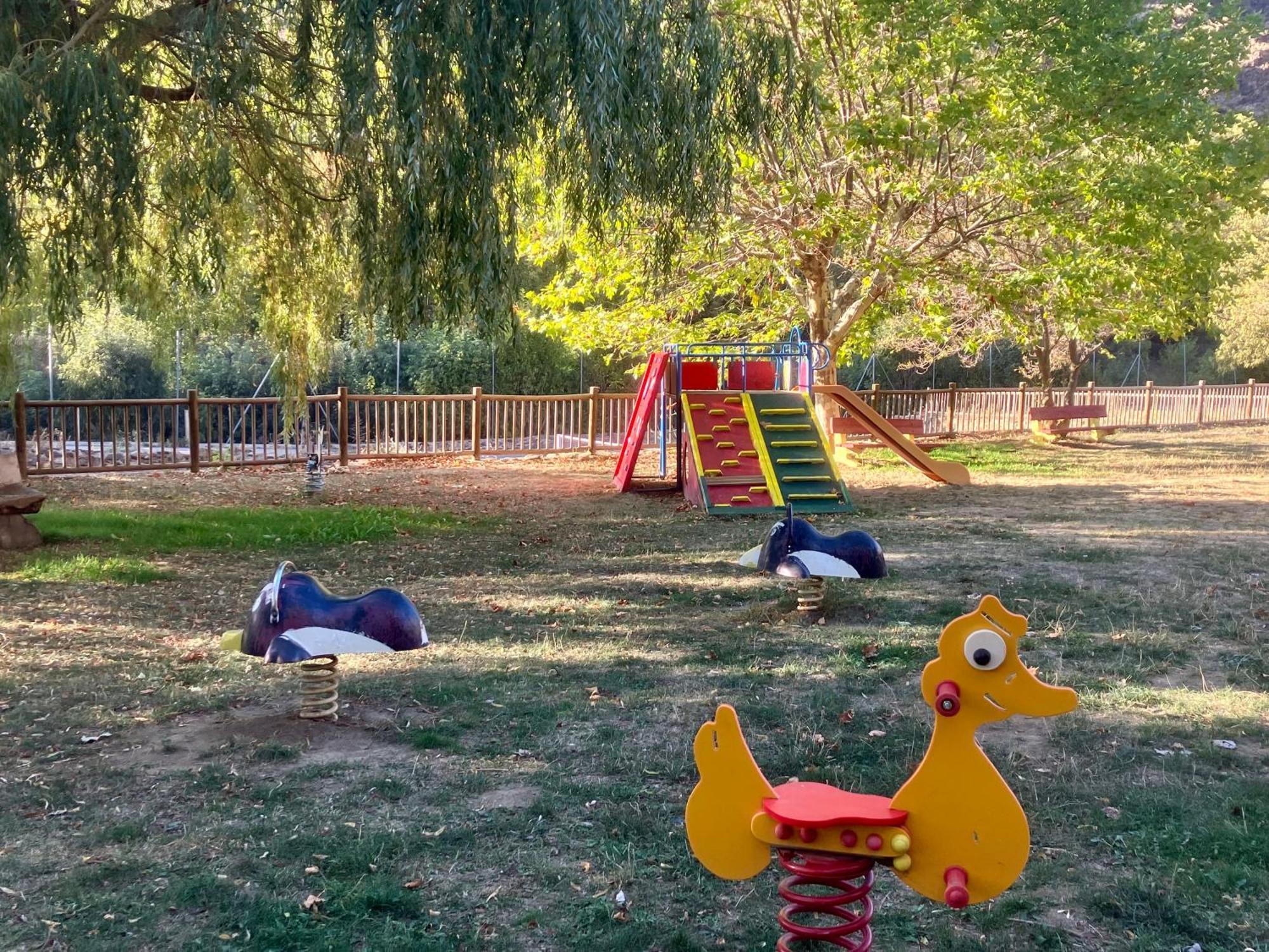 Camping L'Enclave Mobil-Home Estavar Экстерьер фото